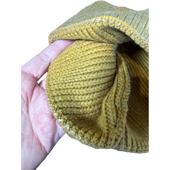 Women Hat Metallic Gold Knit Fur Pom Beanie Winter Cuffed Cap Fall Stretch 80s - Picture 2 of 6